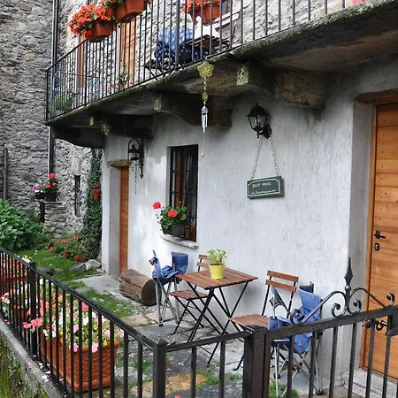 The Stone House * Plesio